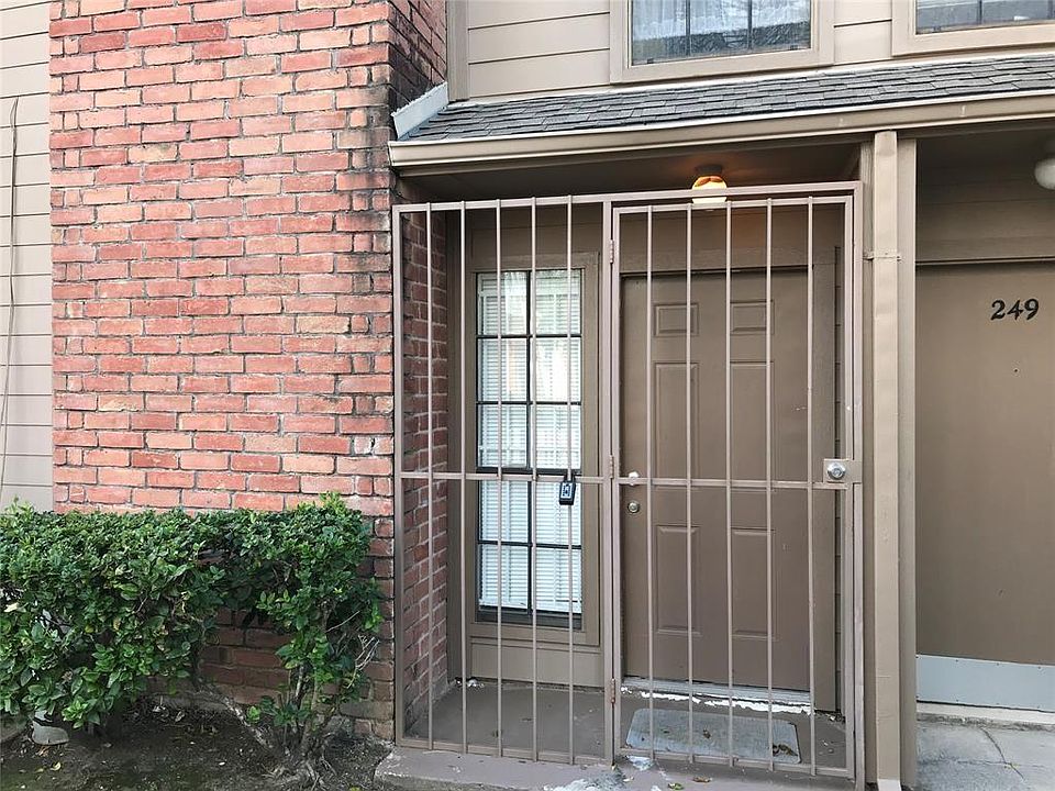 1st image of 10501 South Dr APT 250