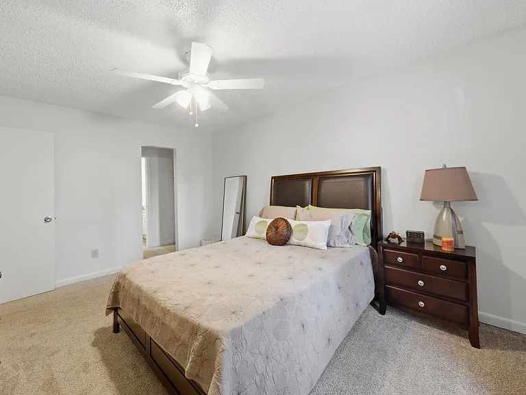 Park Place Apartments — Photo 13