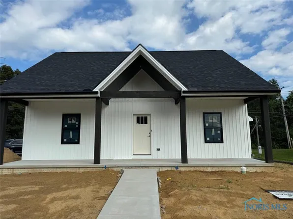 6829 Heller Rd, Whitehouse, OH 43571