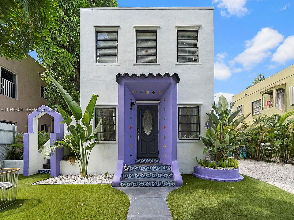 1st image of 1845 SW 9th St