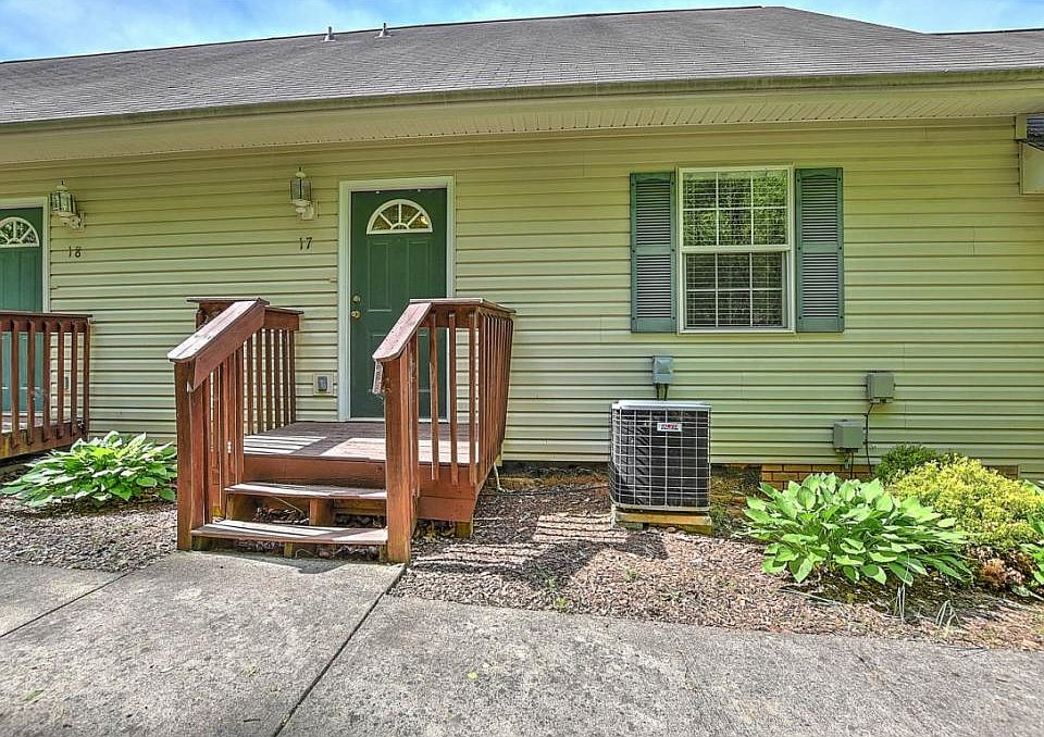 1st image of 308 Carmol Dr #17