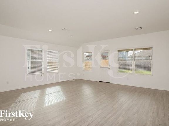 2nd image of 10634 Erinita Way