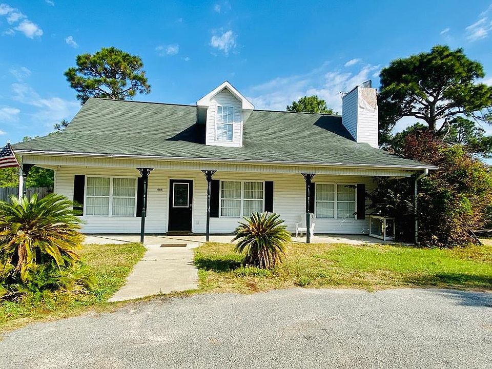 1st image of 665 Cypress Ln