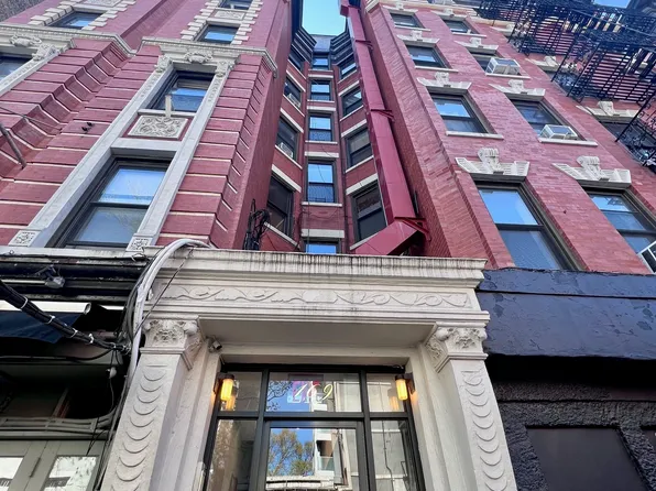 169 Sullivan Street image 10 of 10