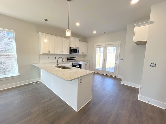 2nd image of 205 Hudson Dr Lot 47