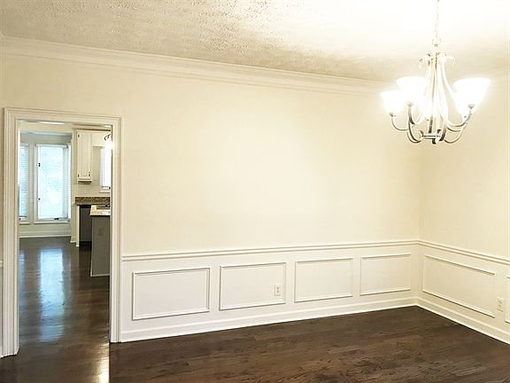 4th image of 3452 Sheridan Dr