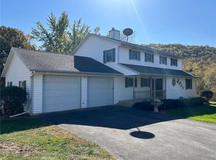 W1650 Hollow Rd, Alma, WI 54610