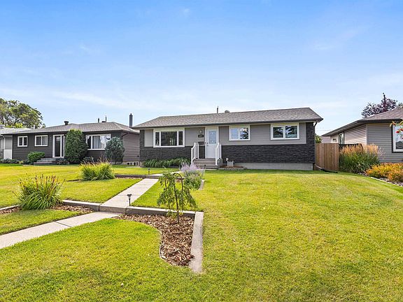 4th image of 6207 85th Ave NW