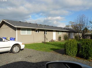 617 N 14th Ave APT 2, Cornelius, OR 97113