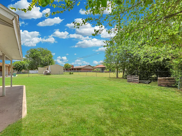 1709 Moonlight Dr — Photo 19