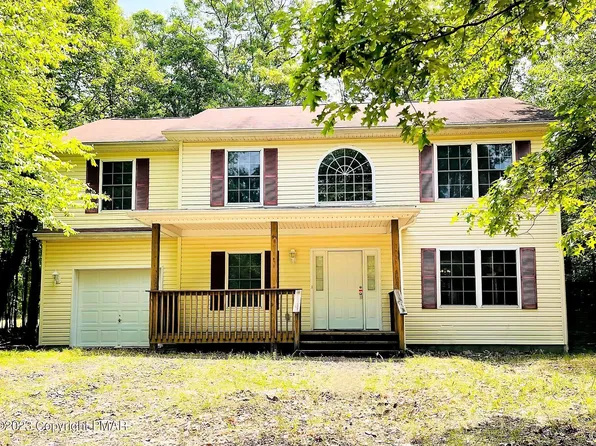 612 Whippoorwill Dr, Bushkill, PA 18324