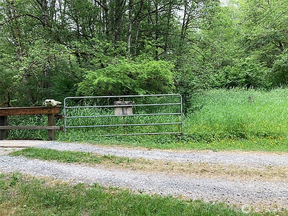 3rd image of 0 Eatonville Elbe Forest Rd E