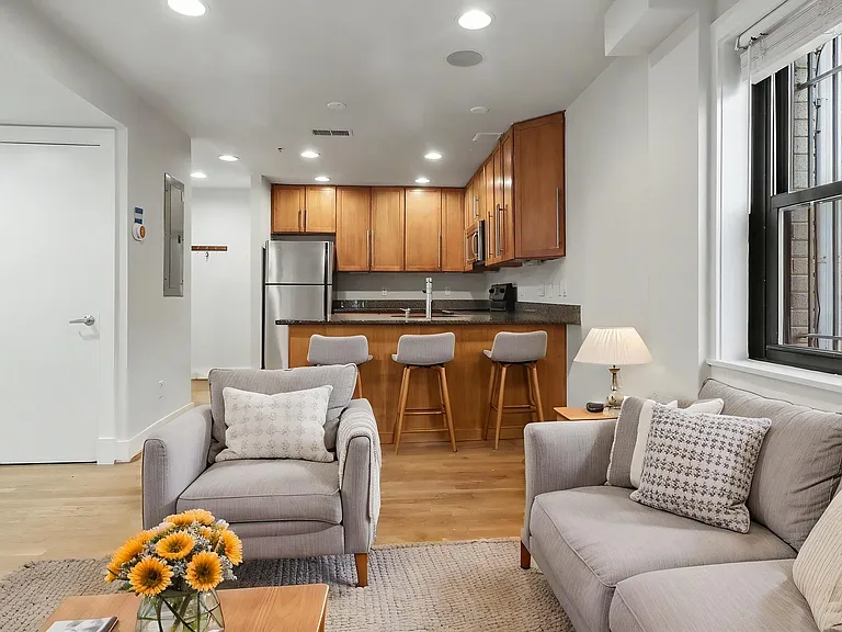 1300 K St SE #103 — Photo 30