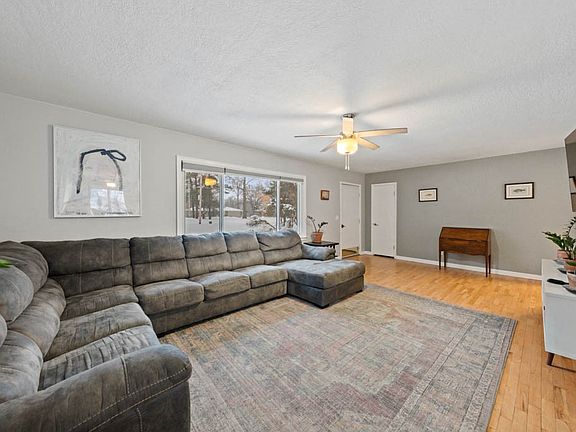 5th image of 1275 NW 70th Ave