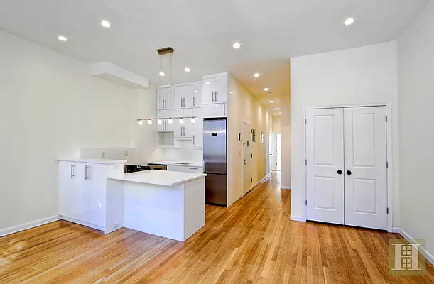 Rented by Halstead Real Estate | media 14