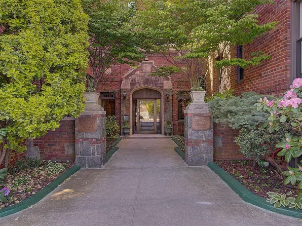 167-10 Crocheron Avenue #2B, Flushing, NY 11358