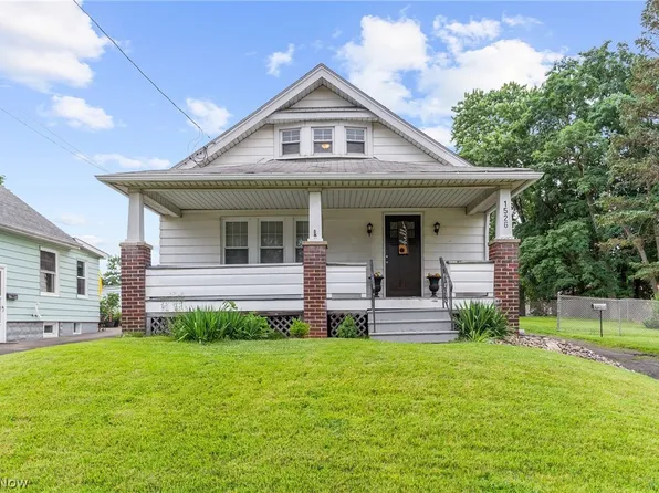 1526 Kearney St, Niles, OH 44446