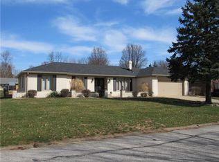 720 Mount Rainier Dr, Indianapolis, IN 46217