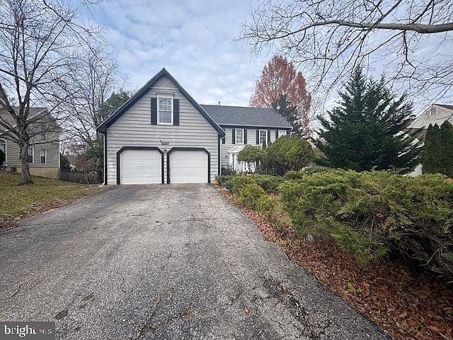 1st image of 1010 Danbury Dr