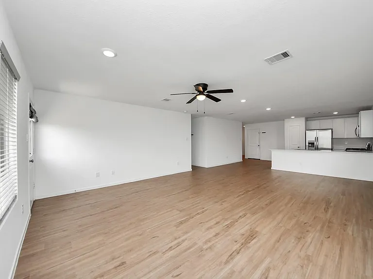 1607 Red Oak Dr — Photo 26
