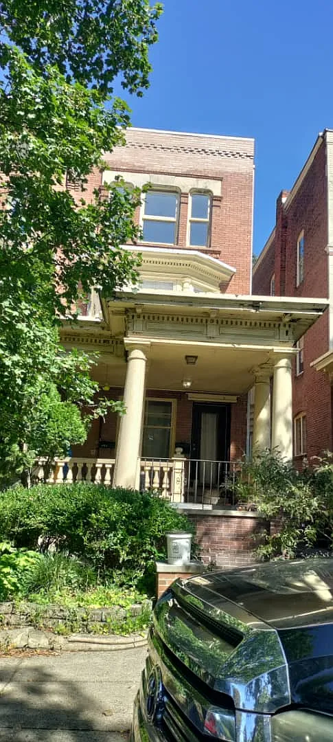 Building Photo - 4643 Hazel Ave #2