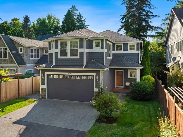 2743 NE 103rd Street, Seattle, WA 98125