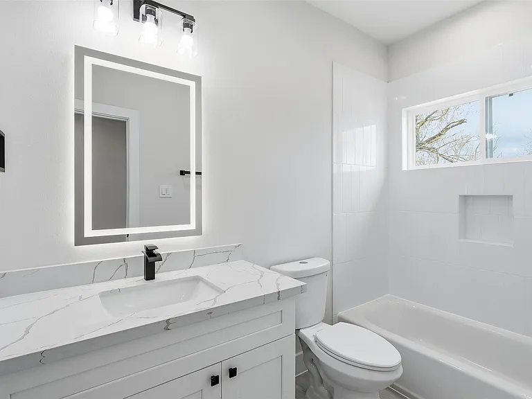 9405 Hammerly Blvd #B — Photo 27