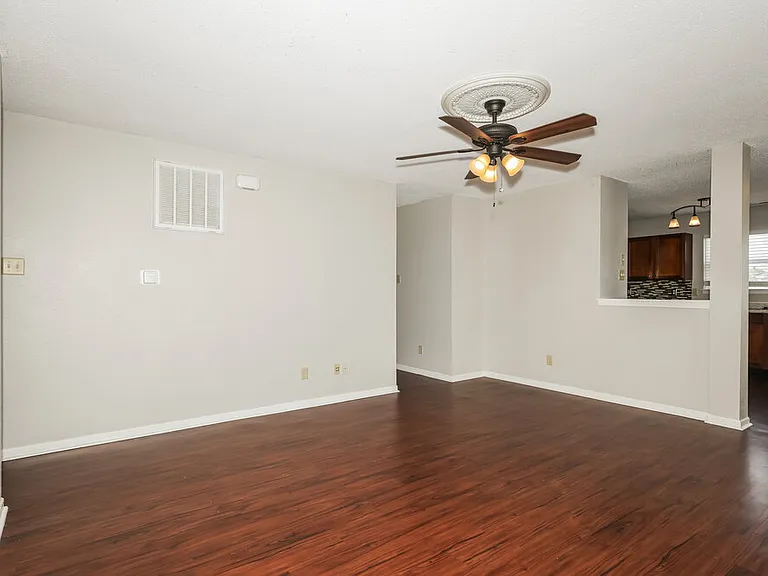 2174 Providence Dr — Photo 5