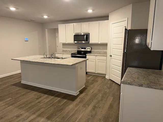 4809 Conner Lane - 1 — Photo 2