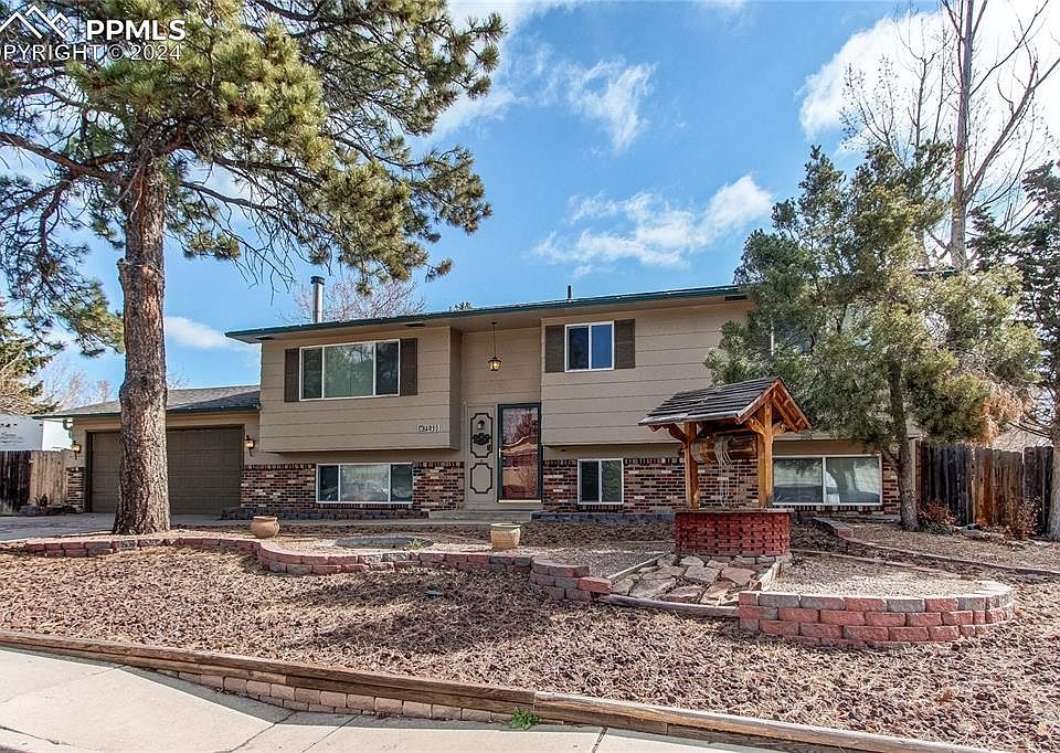 1st image of 4915 Crestwood Dr