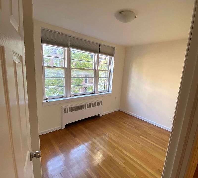 1st image of 44 E 63rd St #5F