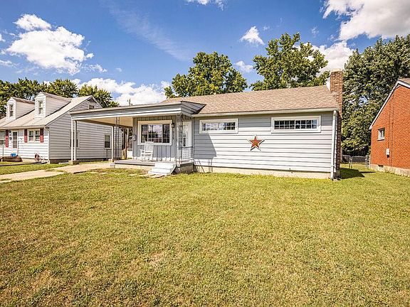 3rd image of 915 Kingston Dr
