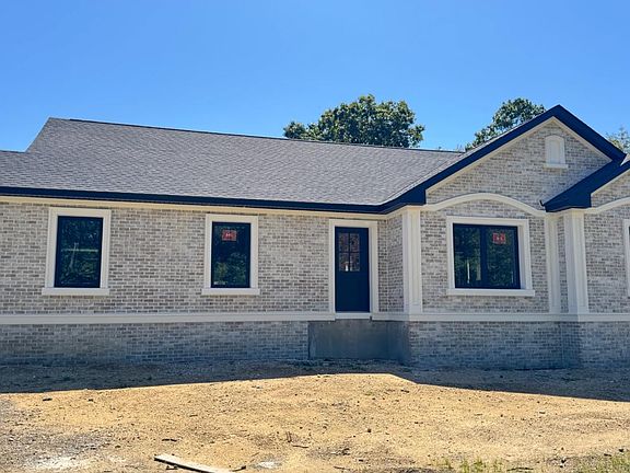 2nd image of 350 Honeymoon Rd