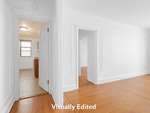 5th image of 3555 29th St APT 3J