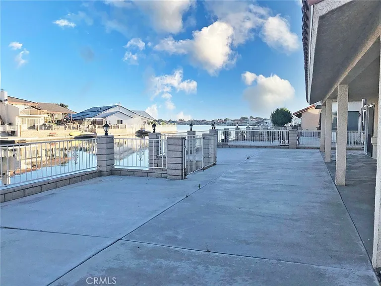 26438 Edgewater Ln — Photo 27