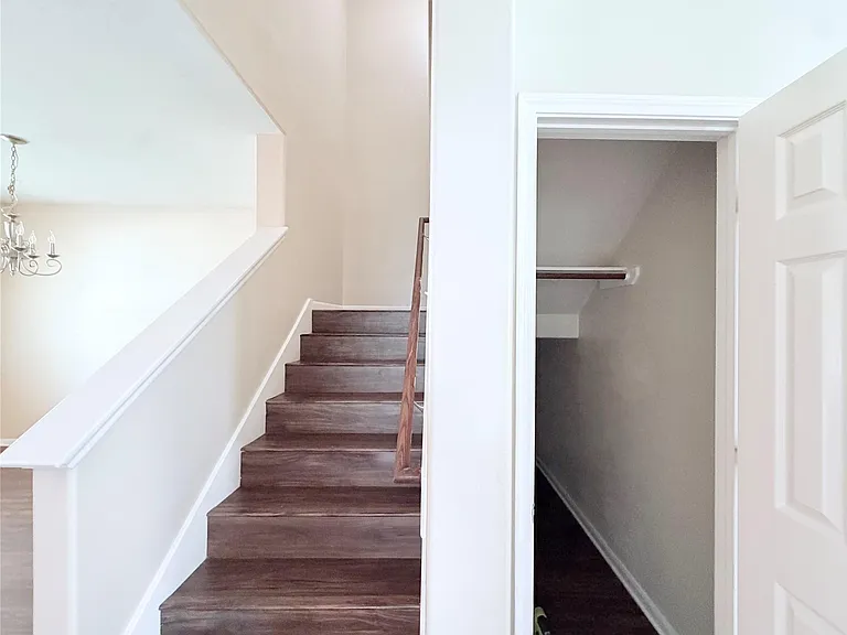 7403 Bering Landing Dr — Photo 30