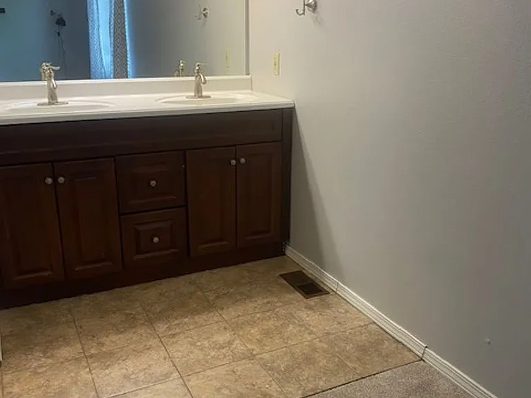 3725 Sedgewood Way — Photo 27