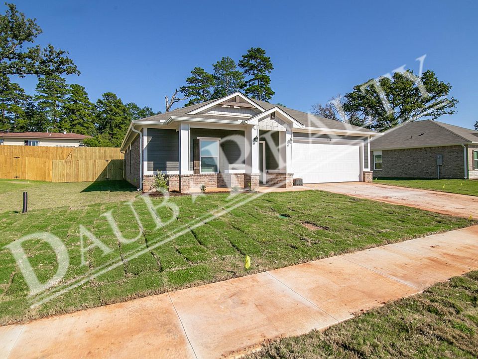 1st image of 102 Miami Dr #A