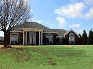 366 Myrick Rd, Deatsville, AL 36022