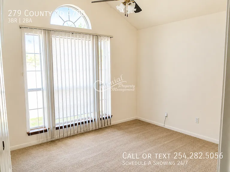 279 County Road 4700 — Photo 7