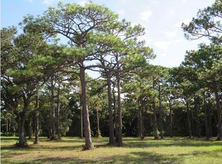 139 Putnal St, Lanark Village, FL 32322