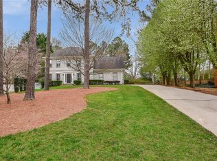 11215 Linbrook Ln, Johns Creek, GA 30097