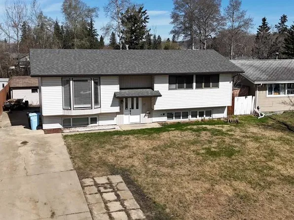 17 E Clark Cres, Wood Buffalo, AB T9H 1M8
