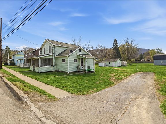3rd image of 41 Wellsboro St