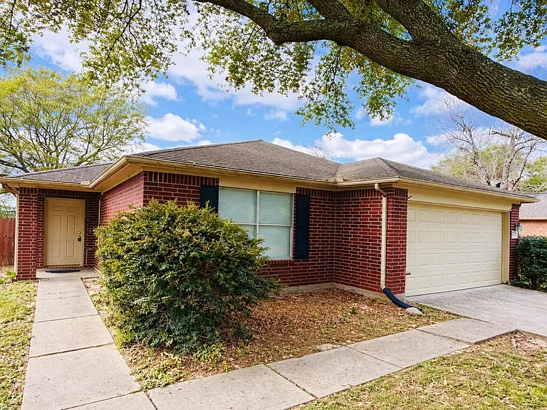 20423 White Poplar Dr — Photo 2