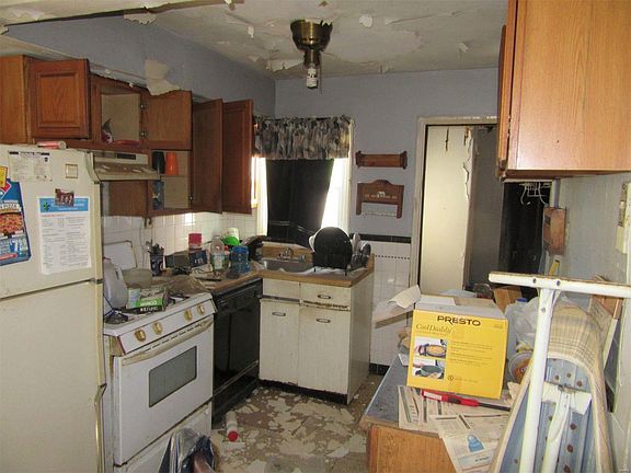 4th image of 5320 Olene Dr