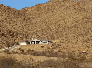 15207 Chiantos Rd, Apple Valley, CA 92307