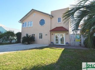 24 Pulaski St, Tybee Island, GA 31328