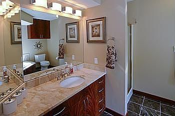 3rd image of 5698 Woodlane Ct