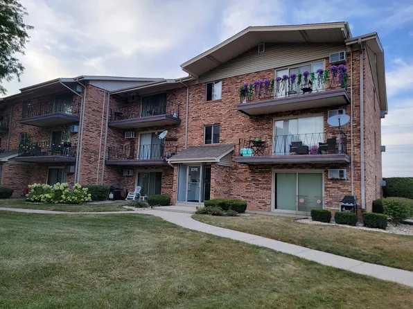 5315 Waterbury Dr APT 601, Crestwood, IL 60418